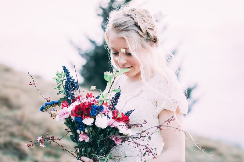 Romantic Lace Dresses